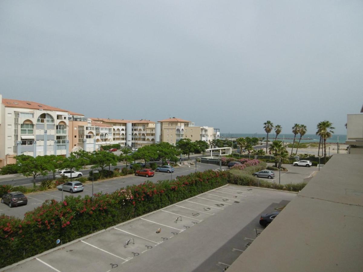 Appartement Sète, 2 Pièces, 4 Personnes - Fr-1-472-172