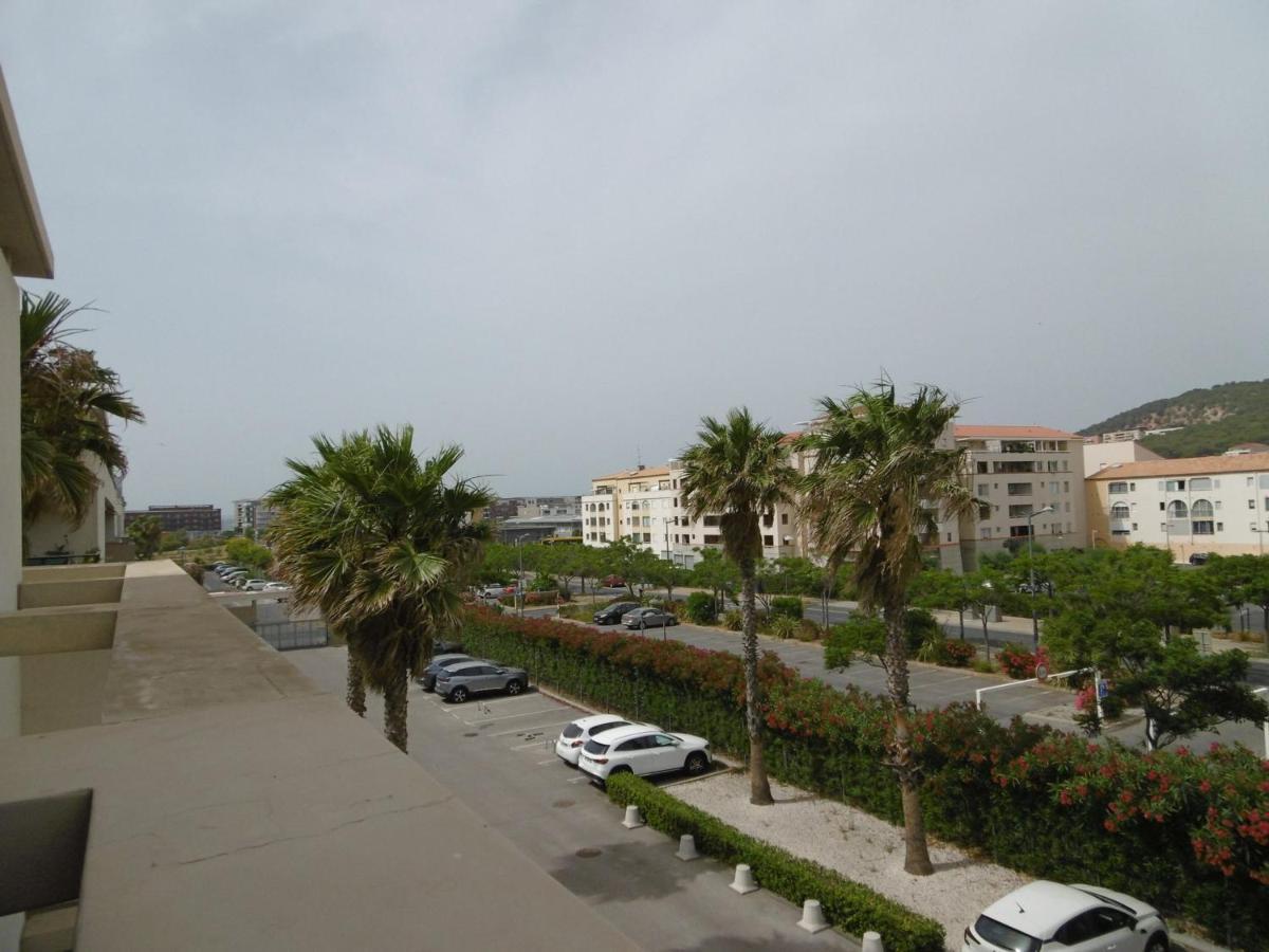 Sète, 2 Pièces, 4 Personnes - Fr-1-472-172 Appartement
